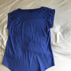 Blue Express top.